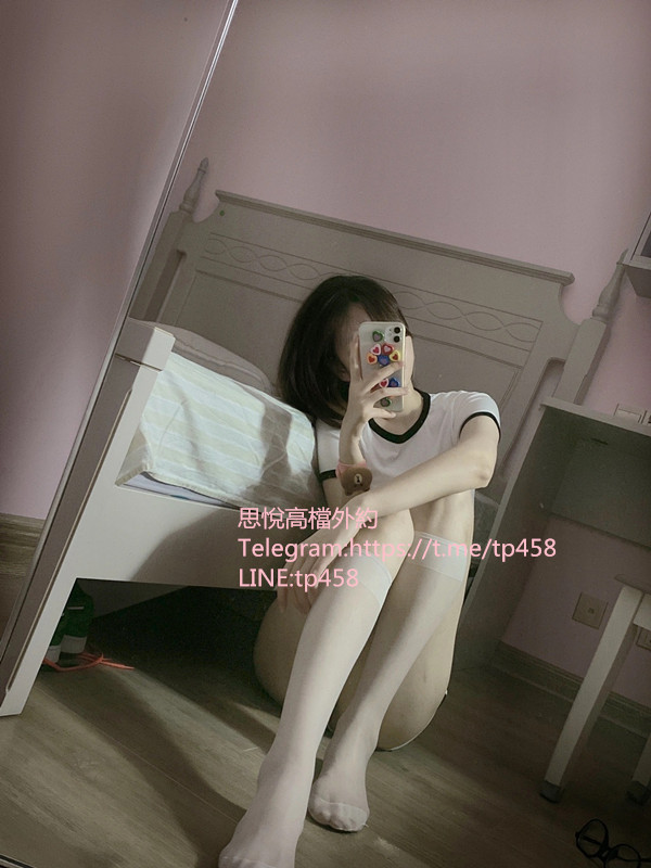 008bUM2Zgy1gue4hyiq6aj60zk1bek5602.jpg