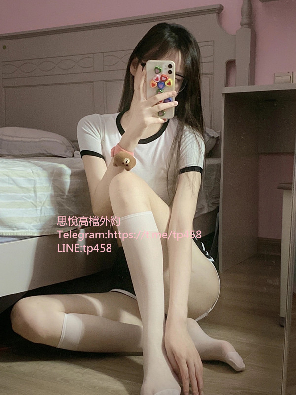 008bUM2Zgy1gue4hyxd46j60zk1beapj02.jpg
