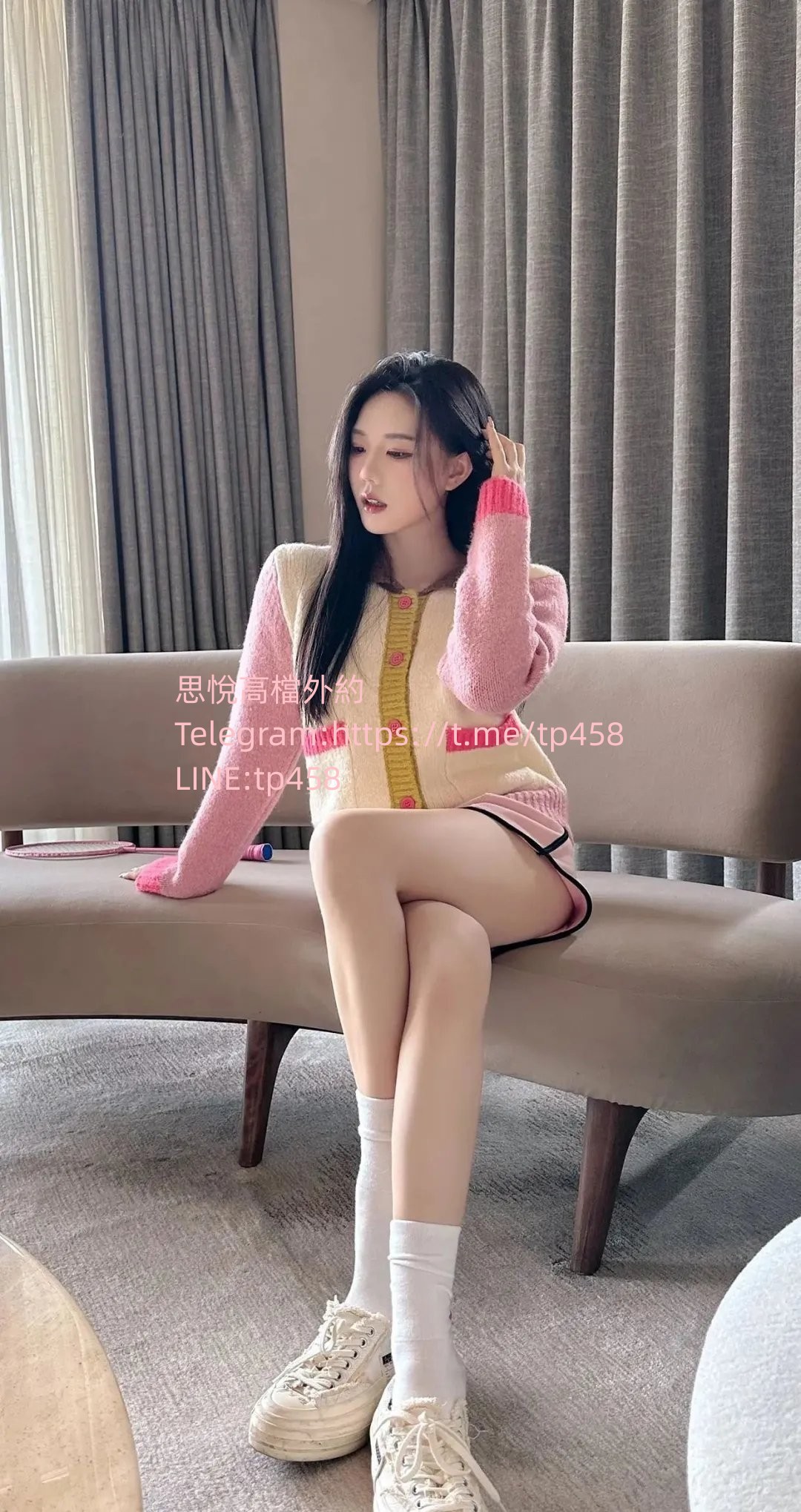 FkSuzy_UoAAq5CL.jpg
