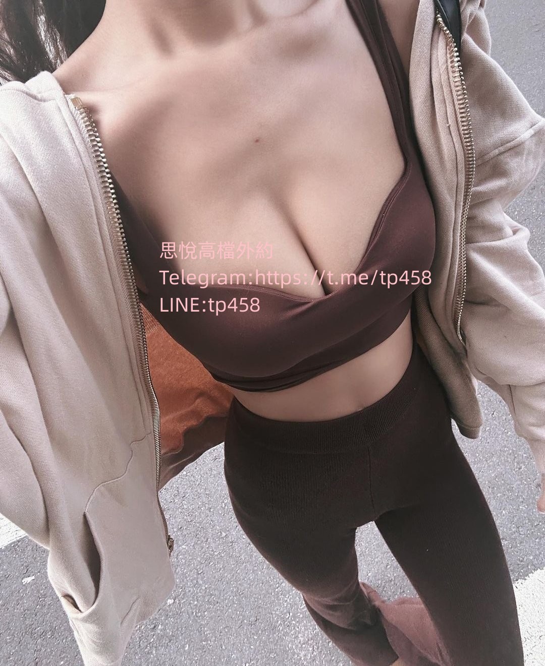 FmpXhvEaUAInn-K.jpg