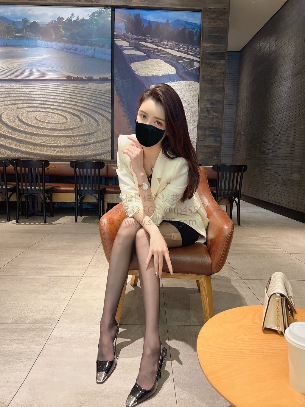 ab598c5egy1hdh4mu03goj20sg11xahq.jpg