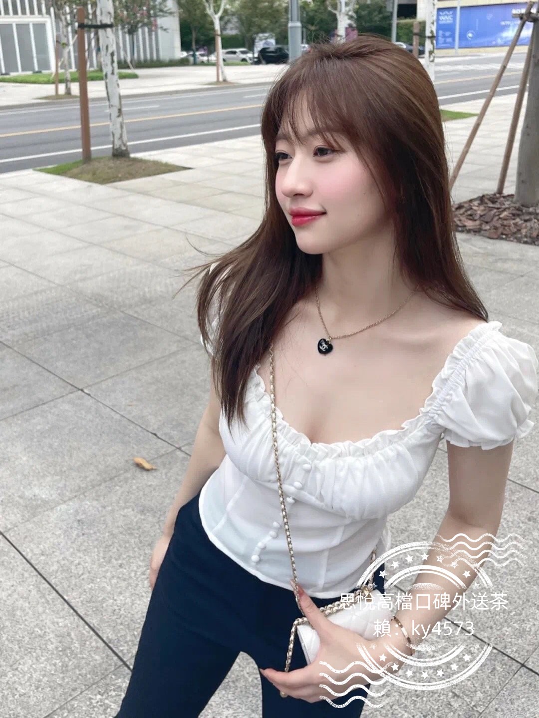 003ycnhDly1guopg7df53j60u013zagl02.jpg