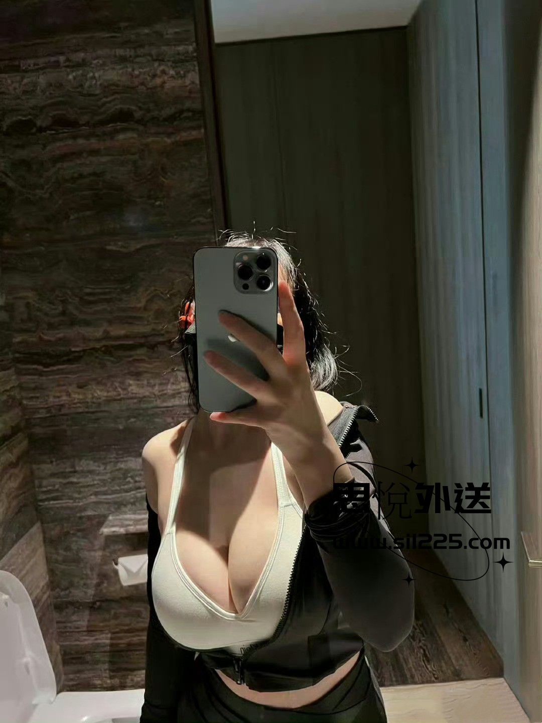 dfc8fdd9ly1hjgr0umzbpj20u01400z6.jpg