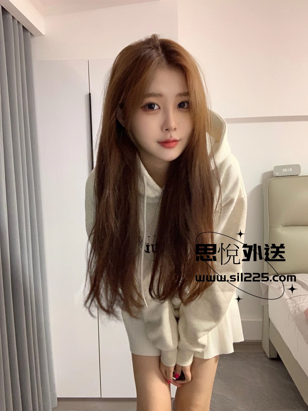 0079AEmngy1hirmyqmghrj30u01400xw.jpg
