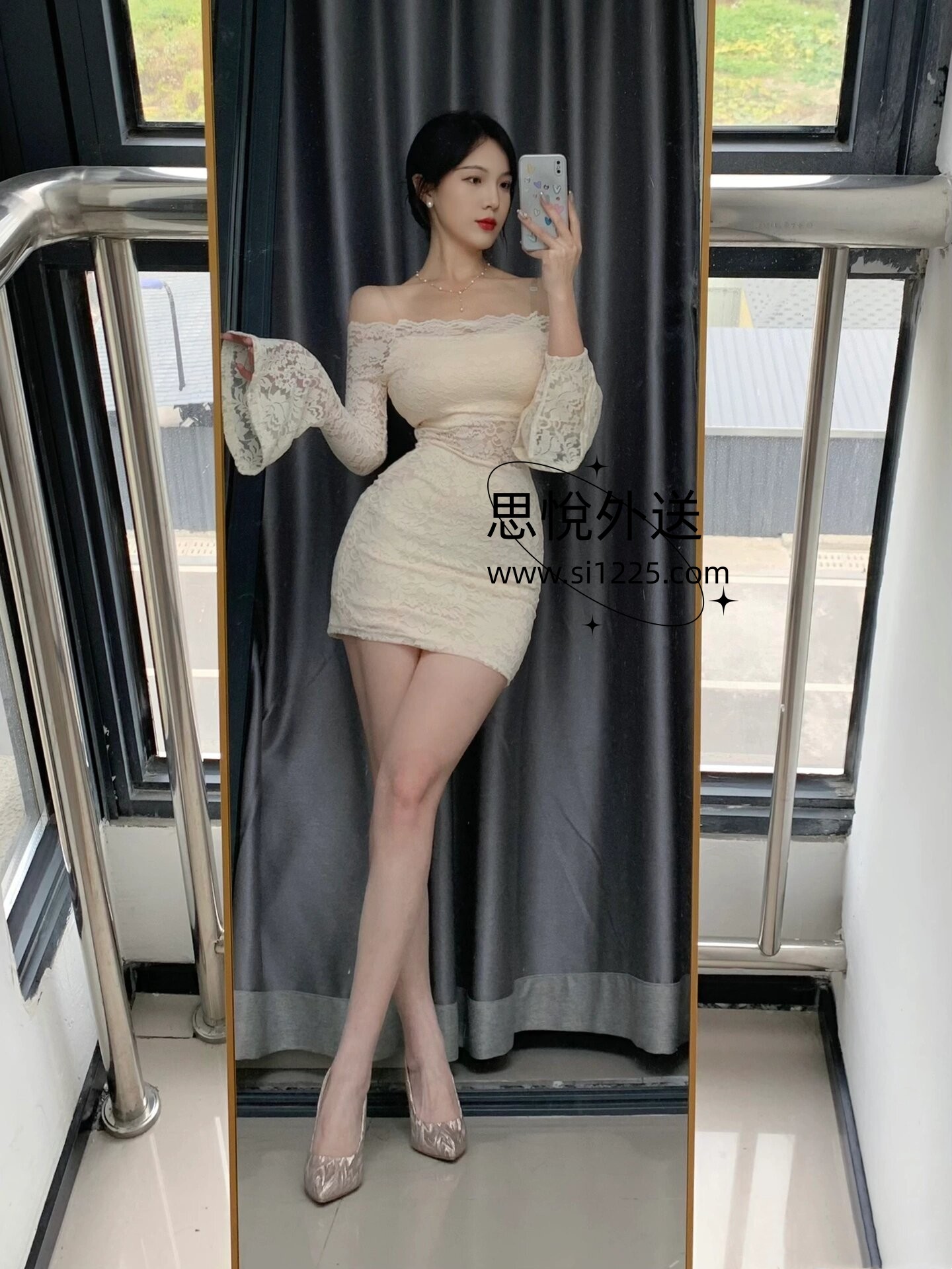 0079AEmngy1hkarb208b7j31401hcgvi.jpg