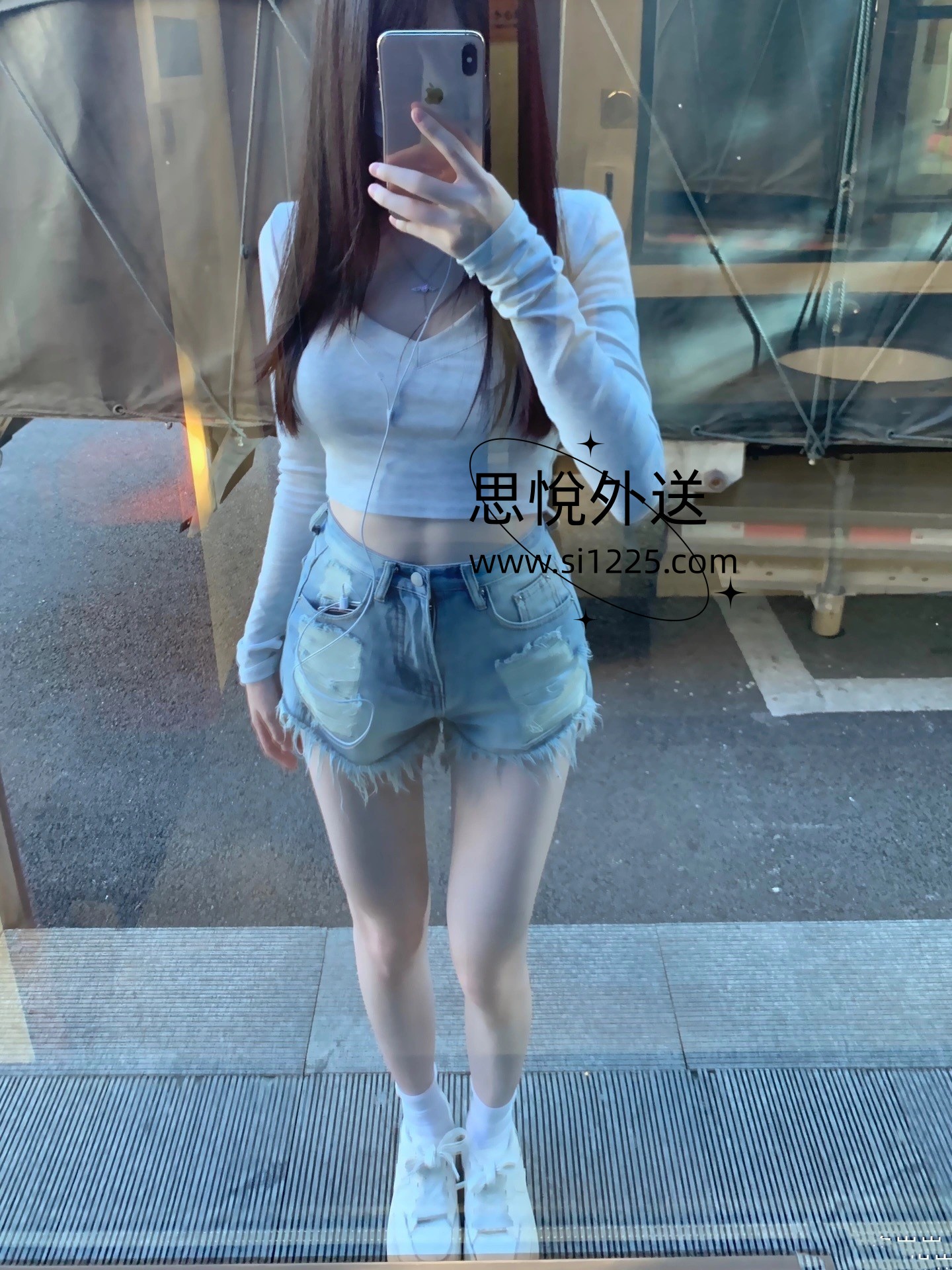 dfc8fdd9ly1hlsjekkzgfj21401hcas8.jpg