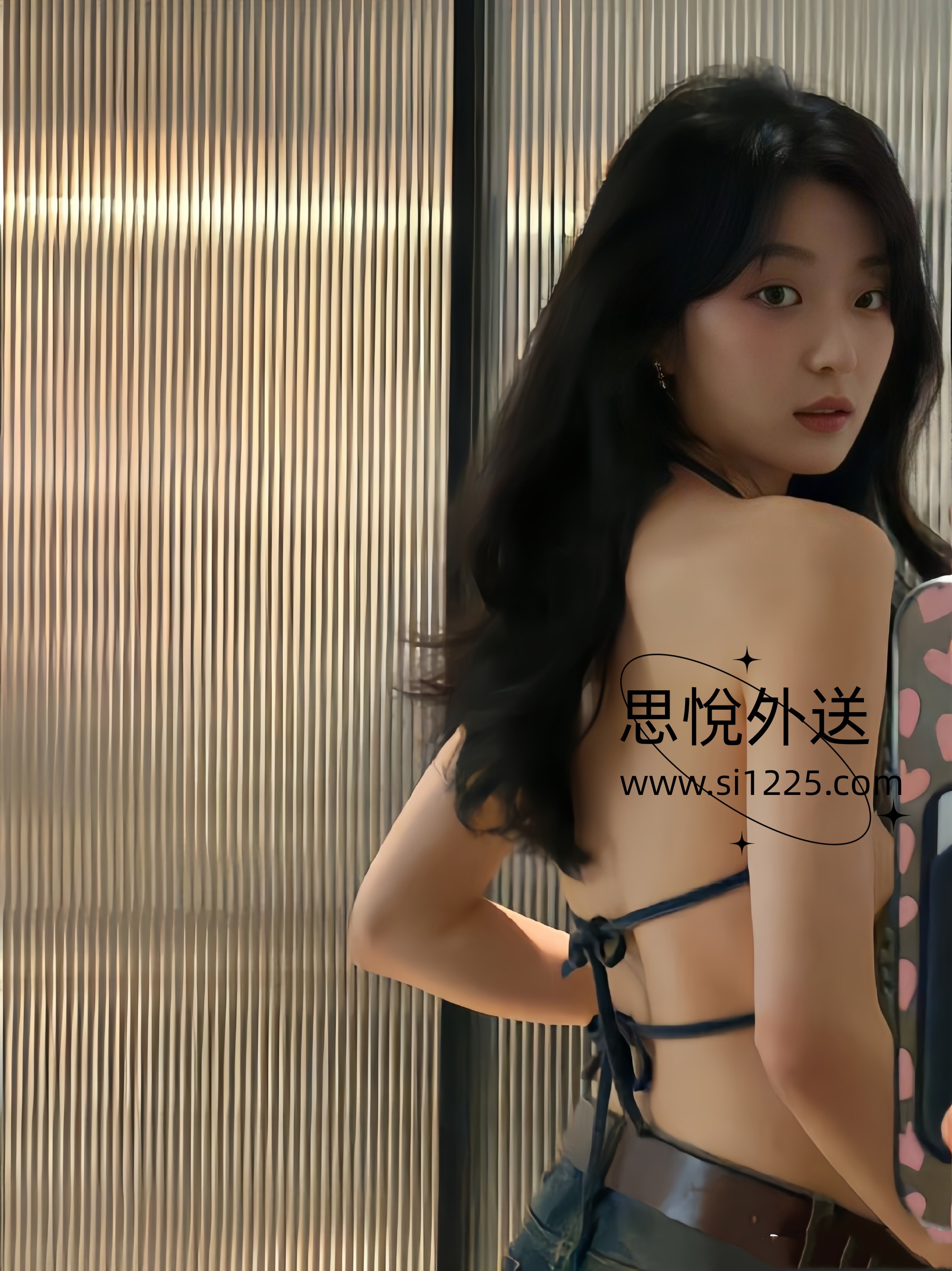 dfc8fdd9ly1hlr09mjc21j21jk226b02.jpg