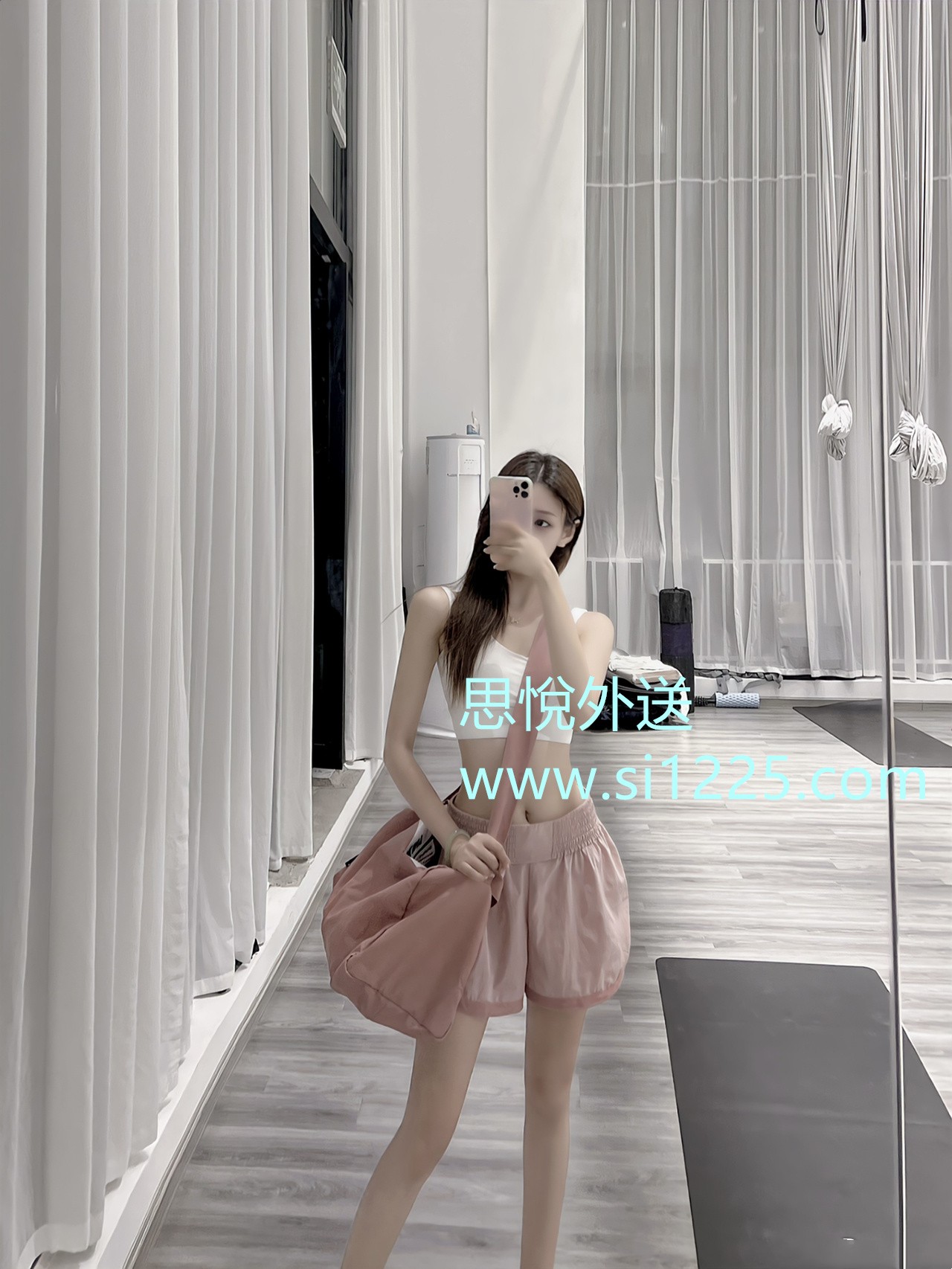 869716dely1hn9pajj32jj20zk1be167.jpg
