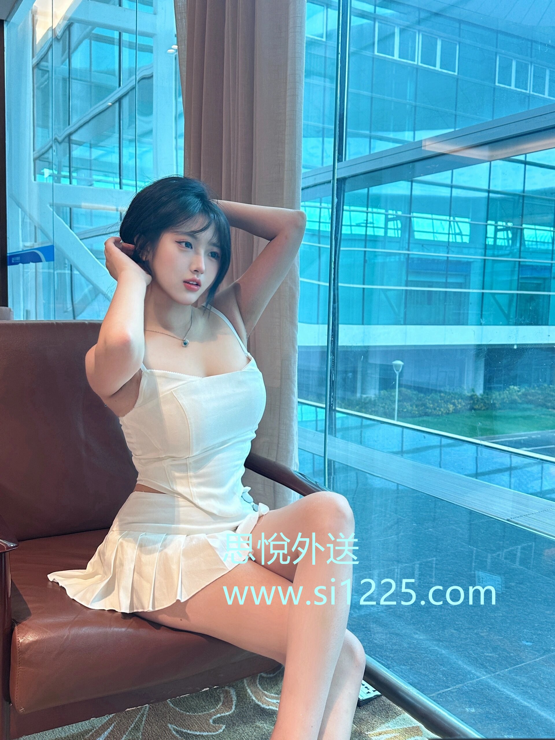 0079AEmngy1hnyxs7mw53j31hc1z4wya.jpg