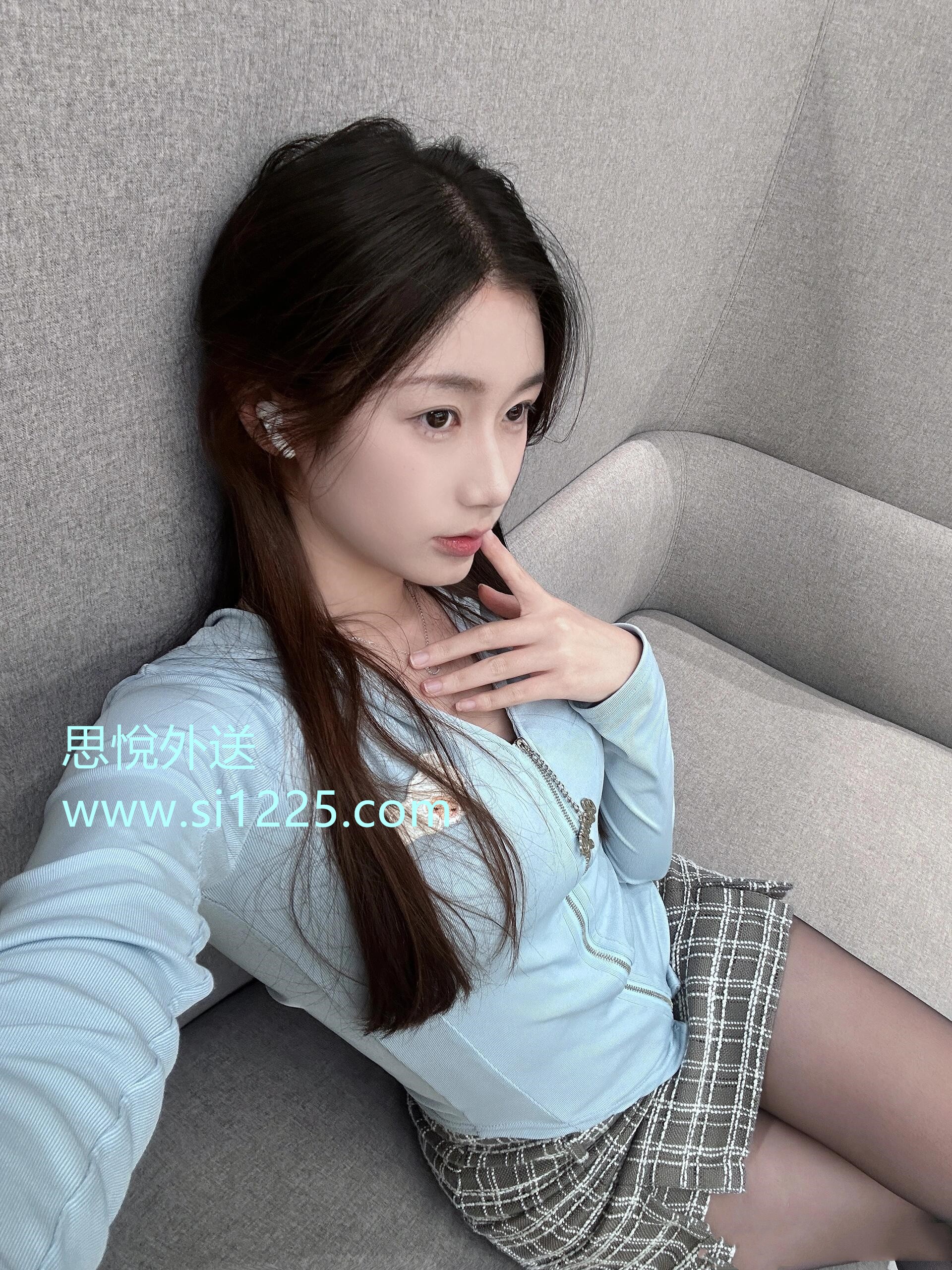 0079AEmngy1hr2ju1ecxij31hc1z4b1d.jpg