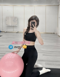 小消  160cm  45kg  C  24歲   #高雄