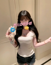 安安  160cm 46kg D 22歲