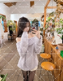 可晴 162cm 46kg  C   23歲  #高雄