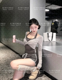 身身 164cm   47kg  C+   24歲