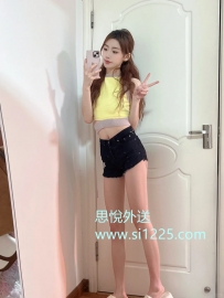 嬌語 162/45kg/C/23歲