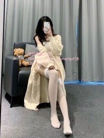 華晴  161/44kg/C/23歲