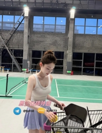 喬安娜 168cm 49kg E 24歲 #雙北