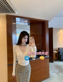 芊語 165cm 48kg D 25歲 #高雄