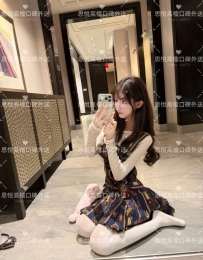 安雅   160m  46kg  D  24歲   #台中