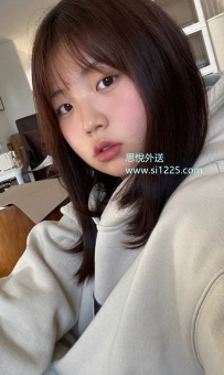 江雪  160/45kg/C/21歲
