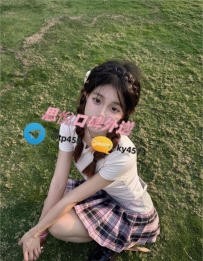 小越  156cm  42kg  C+   20歲  #高雄