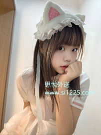儷琦  160/45kg/C/20歲
