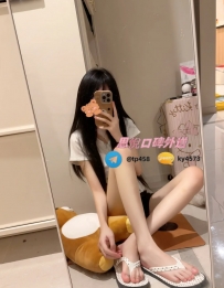 羽希 160cm 45kg C  22歲  #高雄