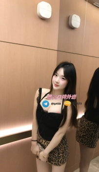 花花 166cm 52kg  E奶 29歲  #雙北