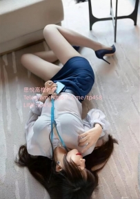 婧晨 164/47kg/D/25歲