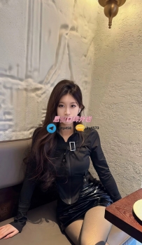 雨柔 164cm 47kg C  24歲  #台中