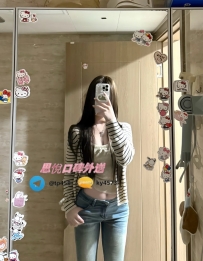 小緹  165cm  48kg  D  25歲   #台中