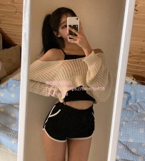 美玲  161/44kg/C/21歲