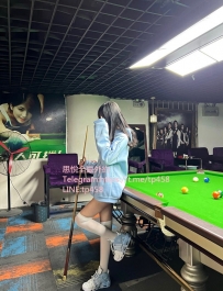 洲洲  162/46kg/C/21歲