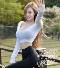 娜雪 164/47kg/E/24歲     台俄混血兒
