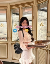 晴雪 165cm  48kg  C+  22歲  #高雄