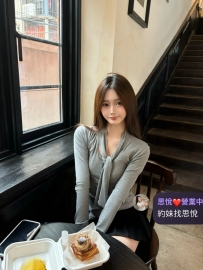 柏婧  163/47kg/D/25歲