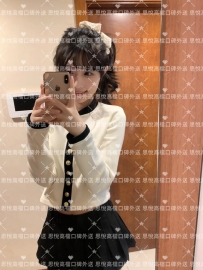 微靜 158/44kg/C/20歲  #本人照片