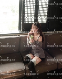 琪悠   160m  43kg   C  20歲   #台中