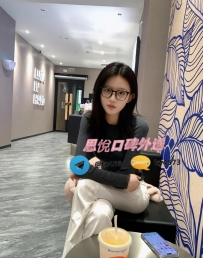 薇亞   167cm  49kg  D  24歲   #台中